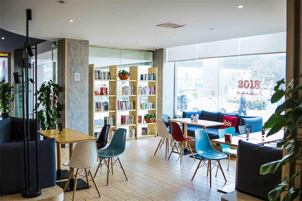 Ibis Qingdao Ningxia Road Hotel Ngoại thất bức ảnh