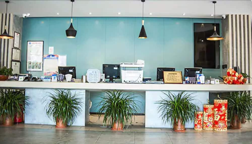 Ibis Qingdao Ningxia Road Hotel Ngoại thất bức ảnh