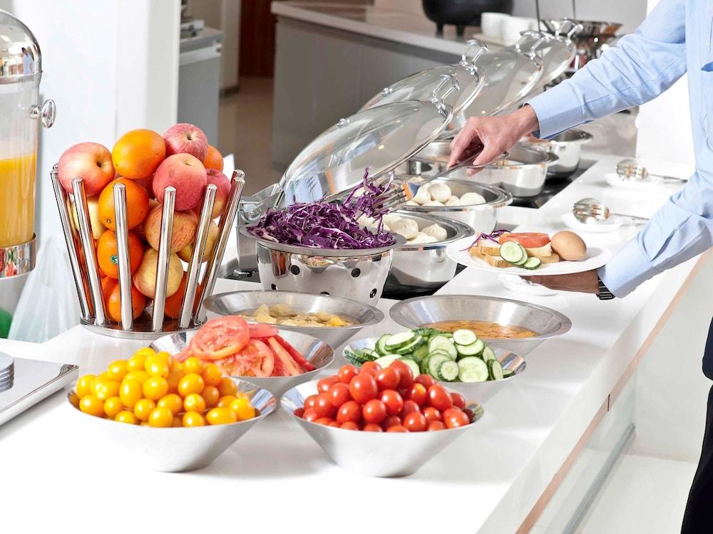Ibis Qingdao Ningxia Road Hotel Ngoại thất bức ảnh