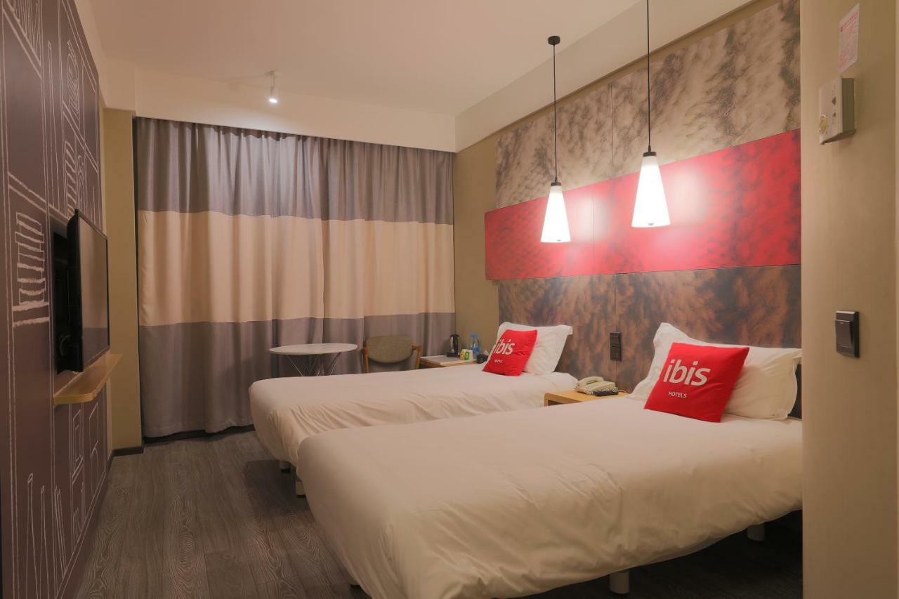 Ibis Qingdao Ningxia Road Hotel Ngoại thất bức ảnh