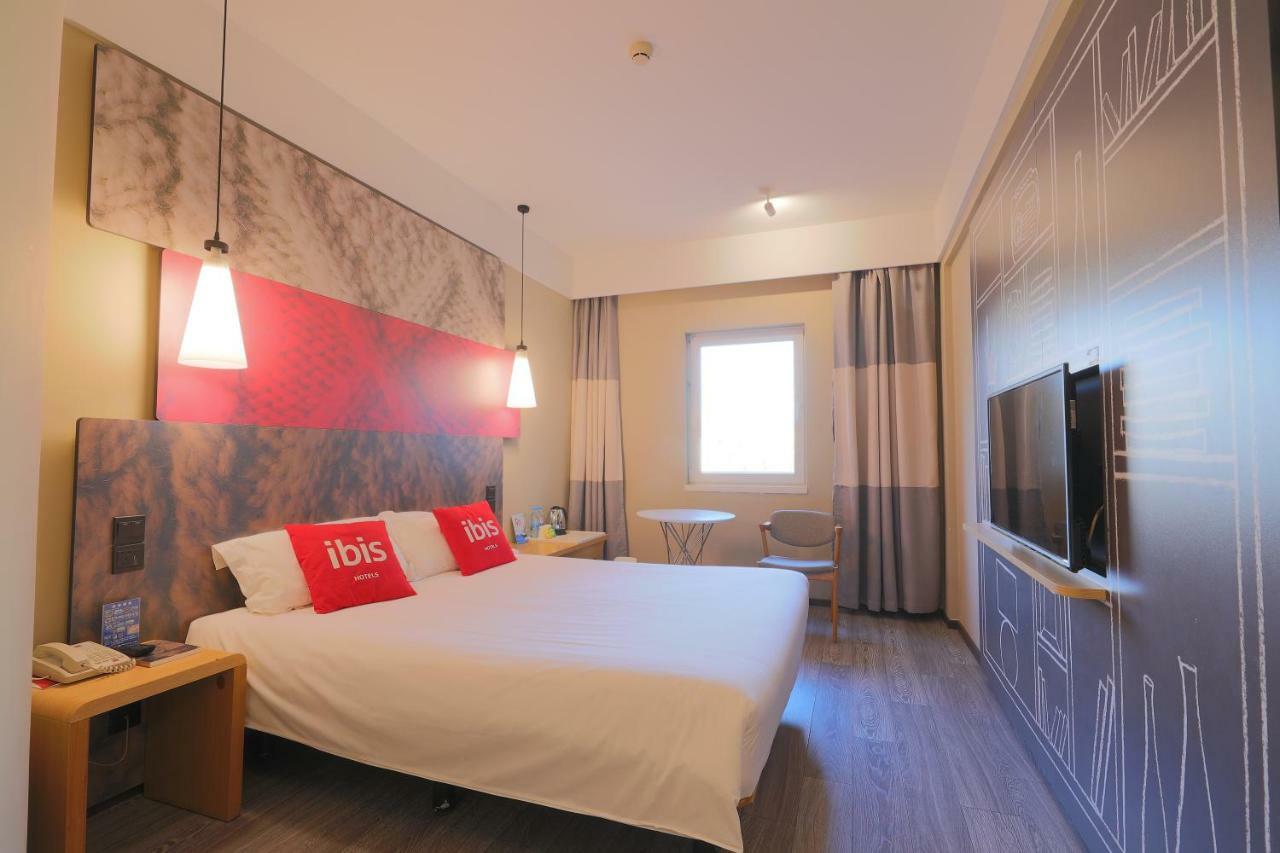 Ibis Qingdao Ningxia Road Hotel Ngoại thất bức ảnh