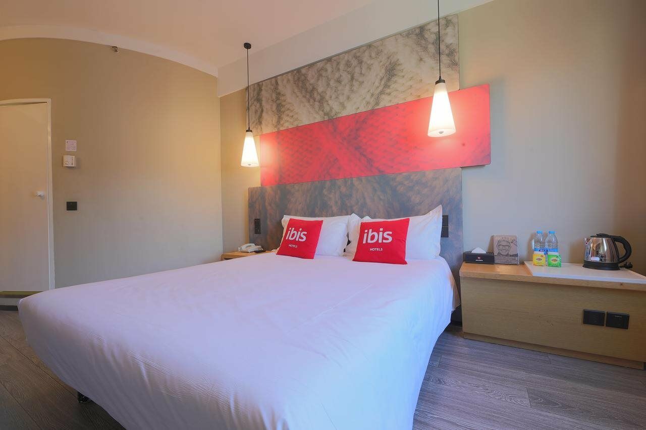 Ibis Qingdao Ningxia Road Hotel Ngoại thất bức ảnh